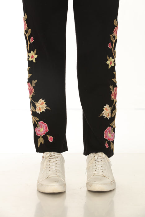 Johnny Was JWLA Black Quinn Embroidered Cozy Pants J68523-O