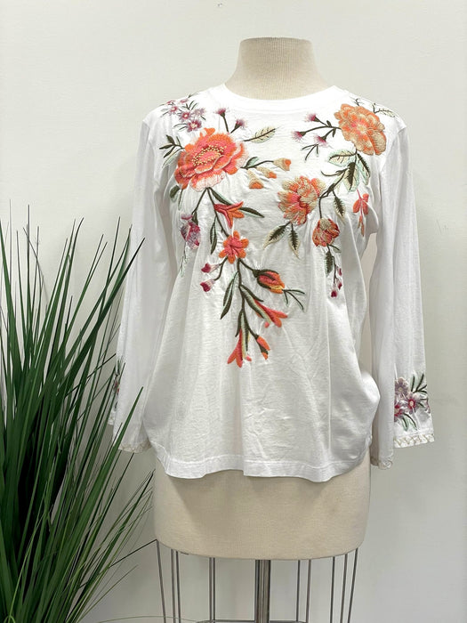 Johnny Was JWLA Style J16023 White Vienna Embroidered Kimono Sleeve Tee Boho Chic