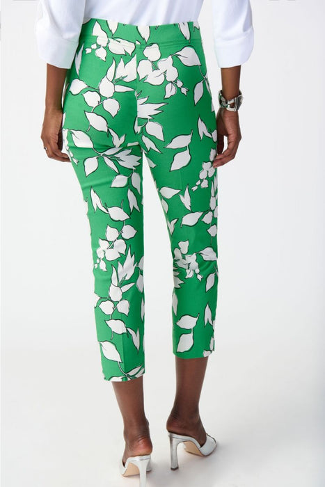 Joseph Ribkoff Green/Multi Leaf Print Stretch Pull On Capri Pants 241267